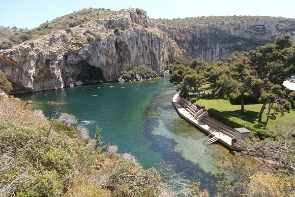 Lake Vouliagmeni premises will be closed due to redevelopment works